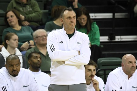 Doug Gottlieb picked up his first win as a college head coach when his Green Bay Phoenix beat Western Illinois.